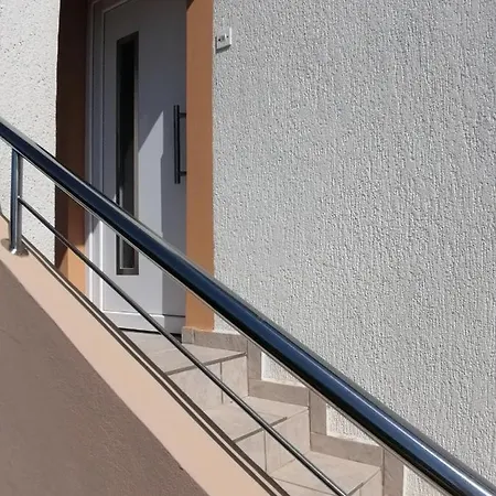 Mare Apartment *