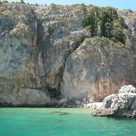 Mare Apartment *